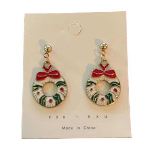 Holiday Christmas Dangle Wreath Earrings - Picture 1 of 1